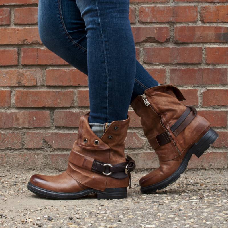 Ankle Boots 2