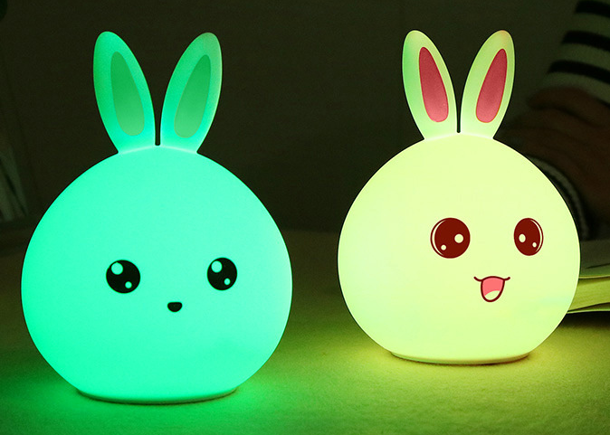 Cute Colorful Silicone Lamp in action
