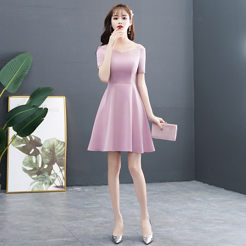 Elegant Off-Shoulder Dress 3