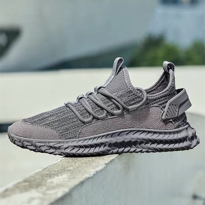 Flyknit Men's Sports Shoes - Image 1