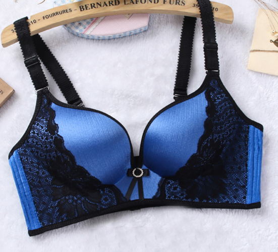 Luxurious wireless bra