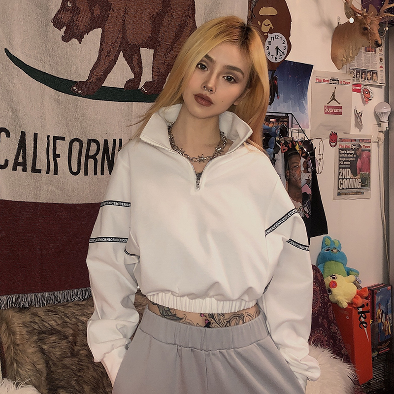 Street Style Sweatshirt Image 4