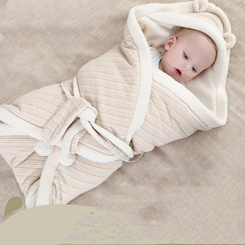Newborn Hugging Quilt 3