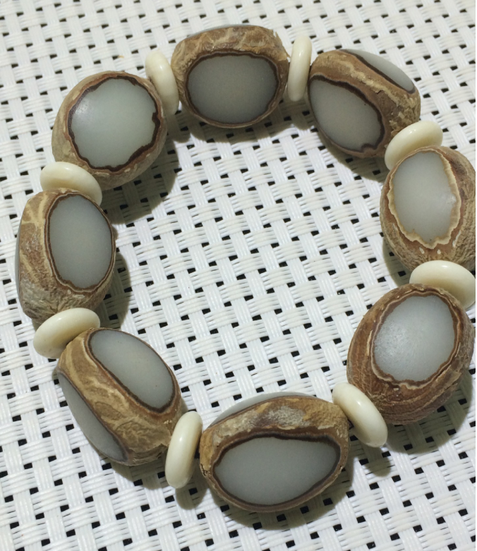 Bodhi Seed Bracelet Image 2