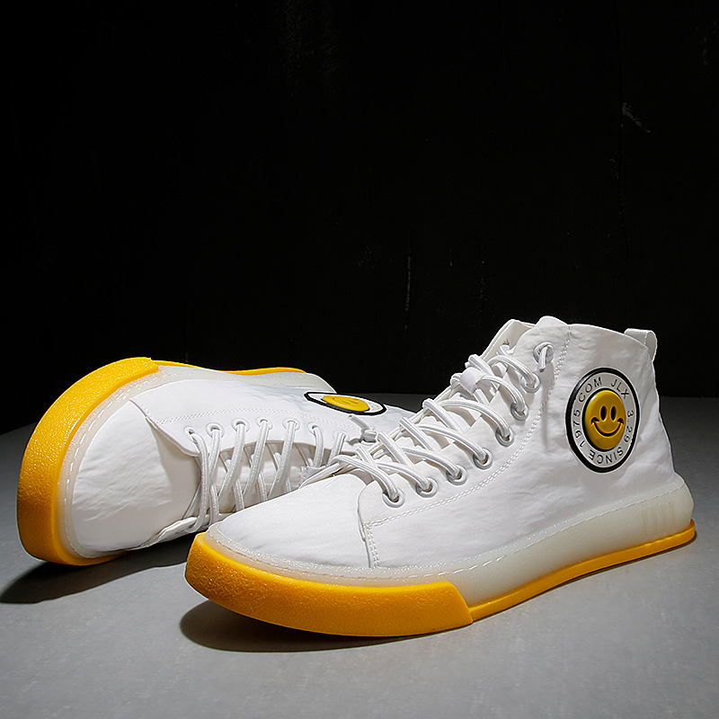 Men's High-Top Canvas Sneakers - Close Up
