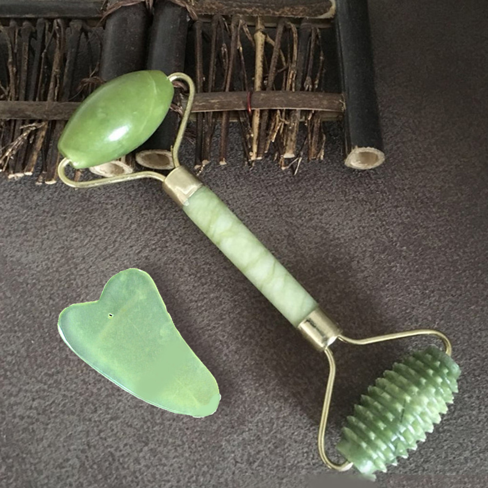 Jade Roller Image 2