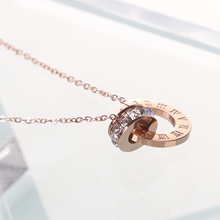 Necklace Image 2