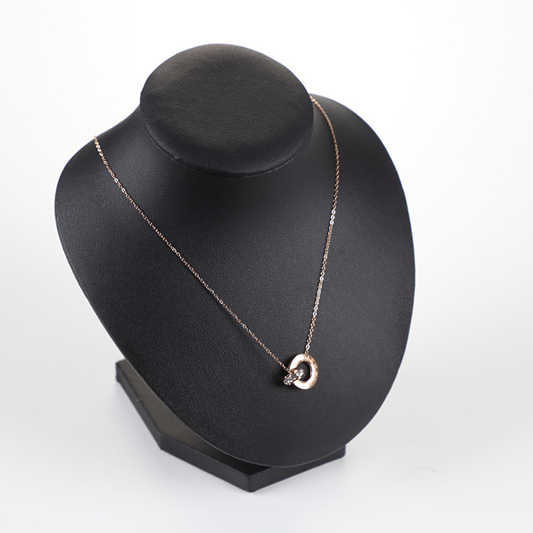 Necklace Image 1