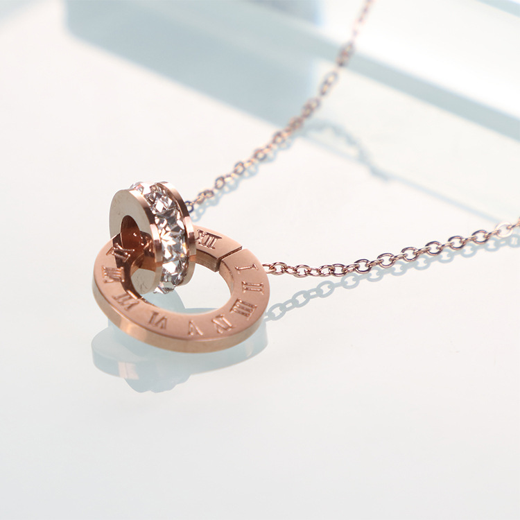 Necklace Image 3