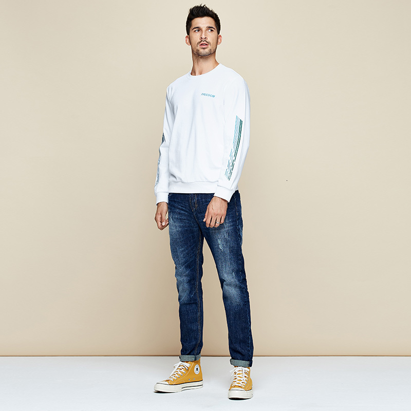 KUEGOU Sweatshirt Image 4