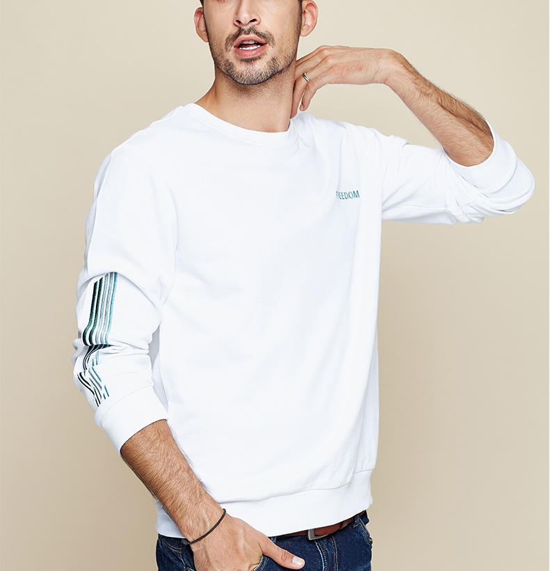 KUEGOU Sweatshirt Image 5