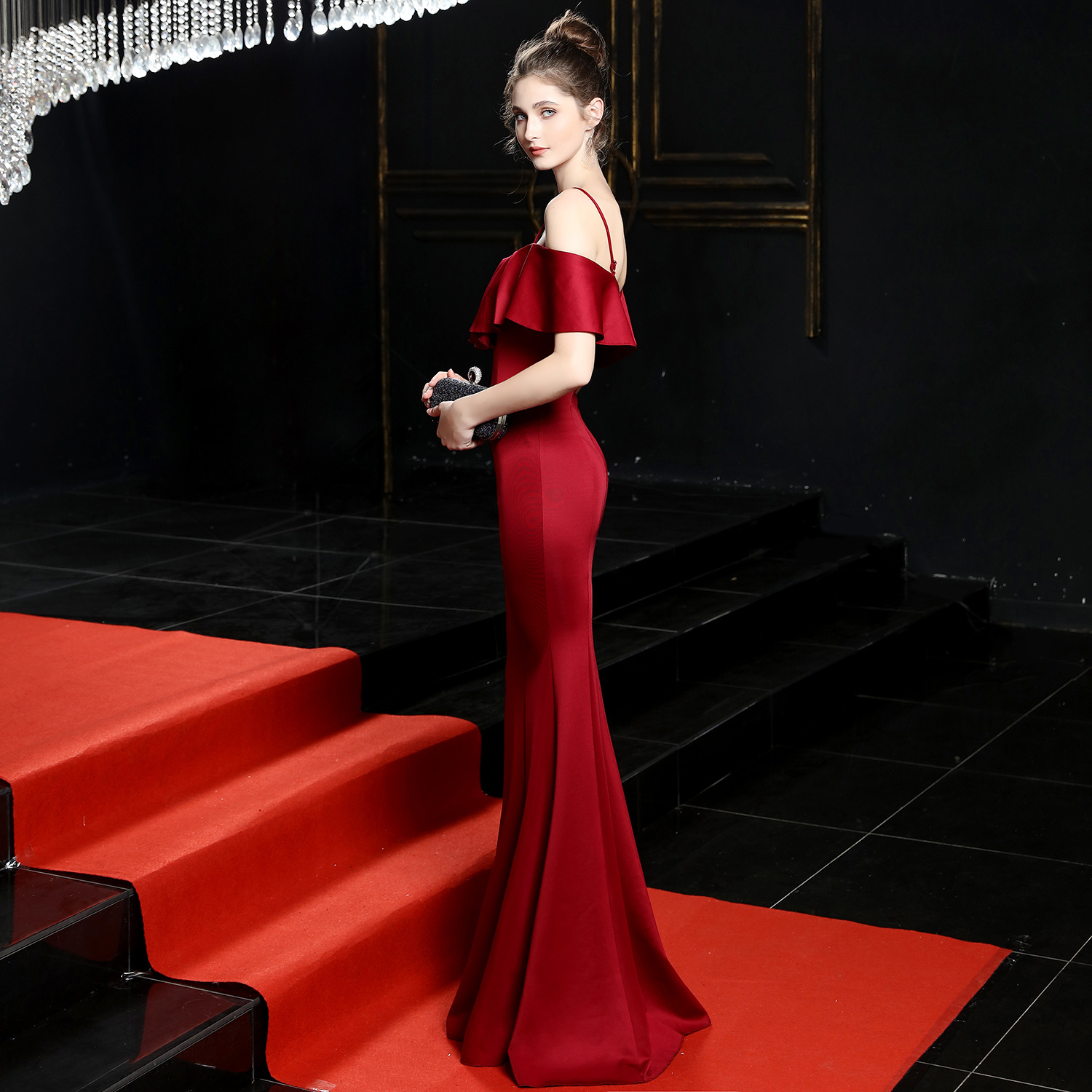 Elegant Dress Image 5