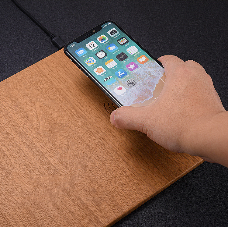 Wood Grain Wireless Charging Mouse Pad 4