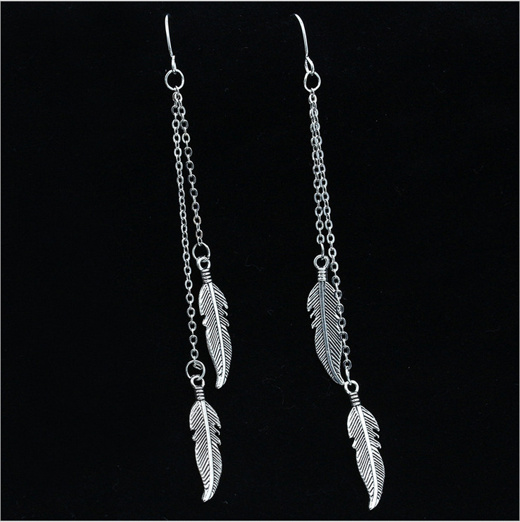 Leaf Earrings Image 3
