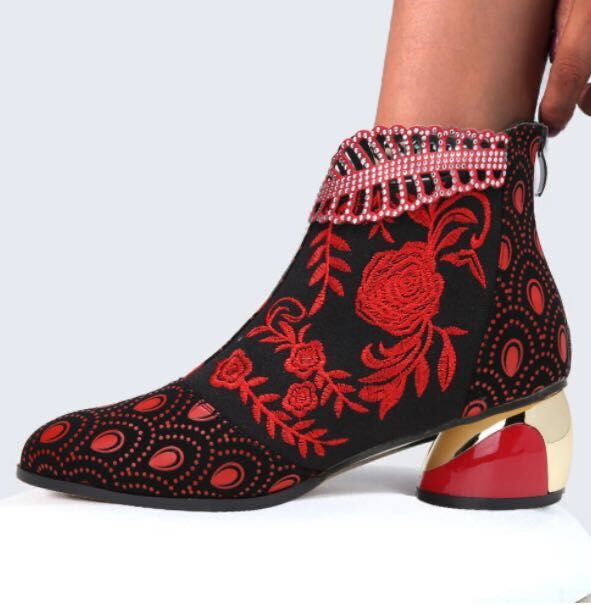 Ethnic Design Women's Footwear