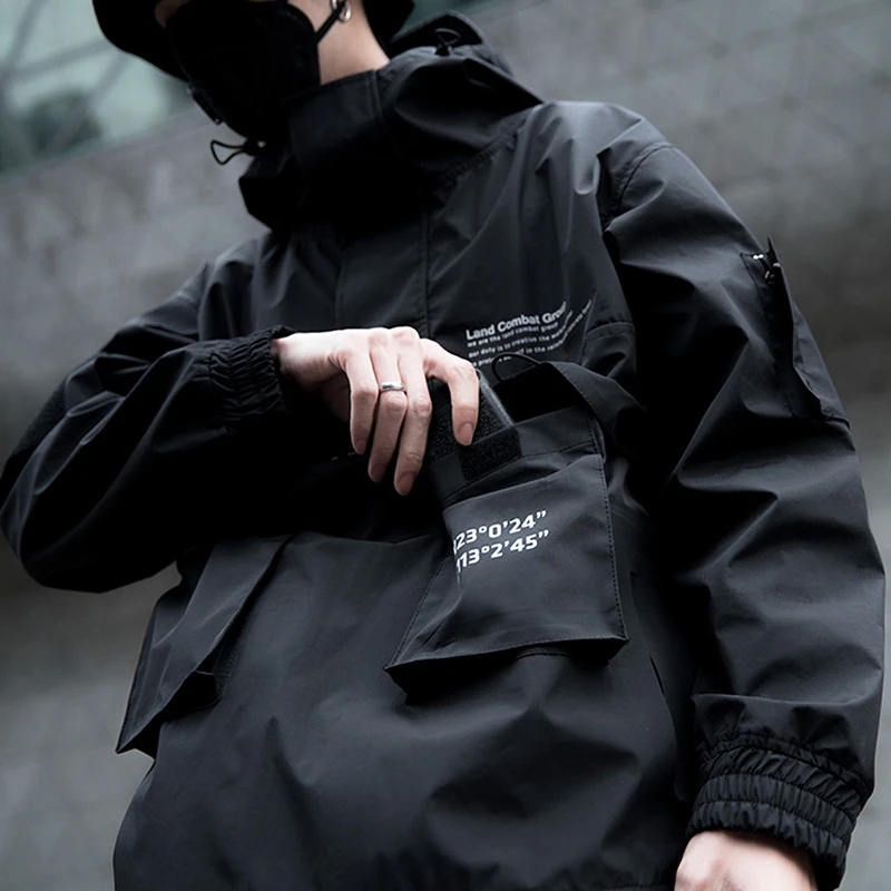 Functional jacket with pockets