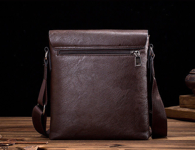 Men's Crossbody Bag Image 4