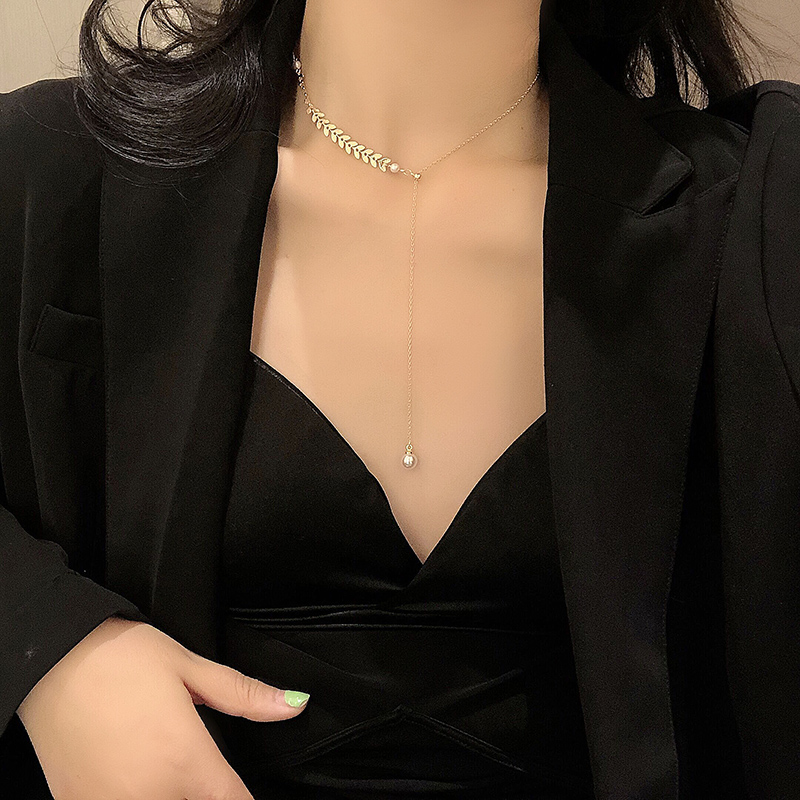 Choker Necklace Image 1