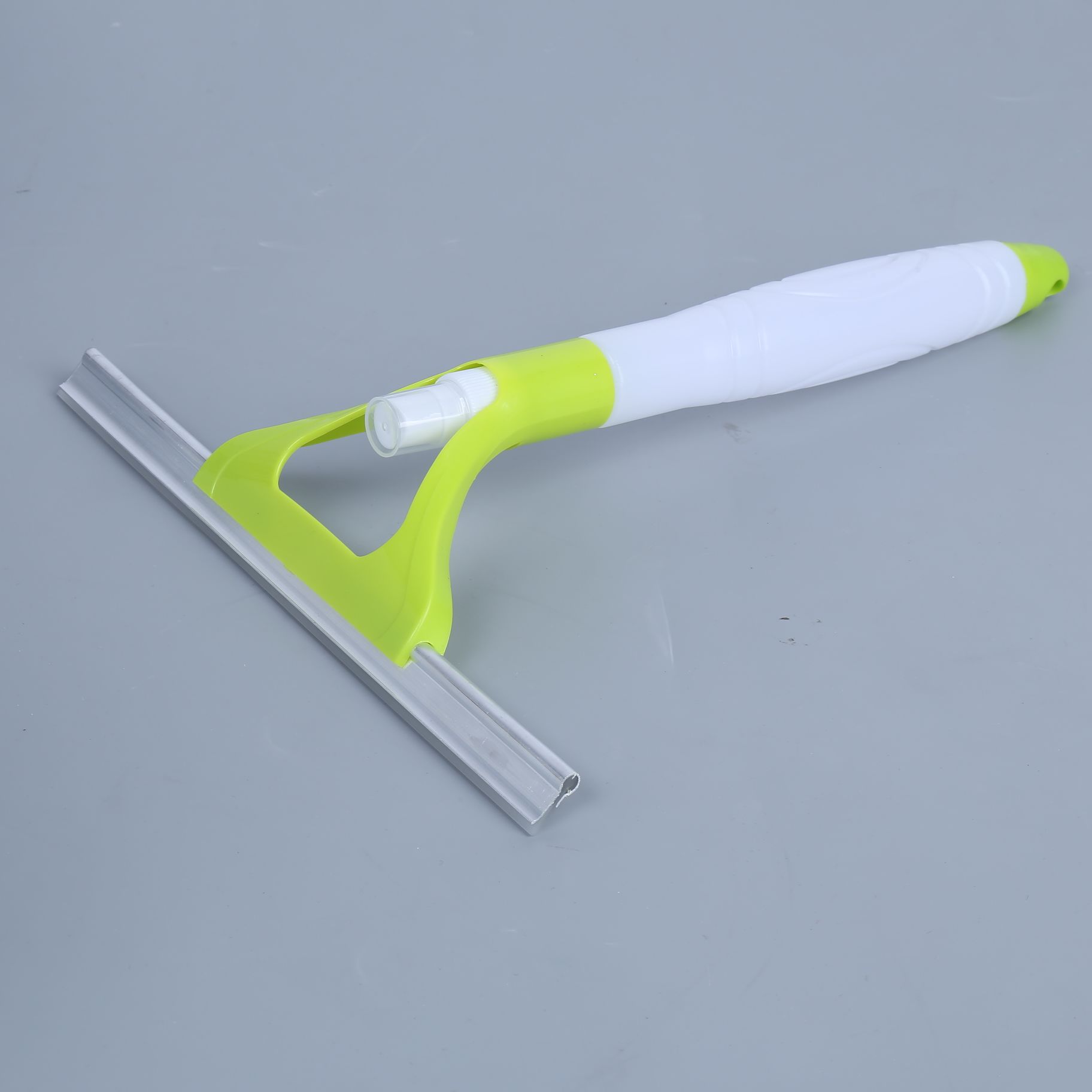 Multi-Functional Double-Sided Glass Cleaner Image 3