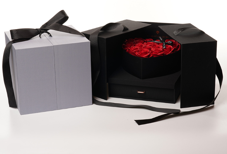 Soap Rose Gift Box Image 1