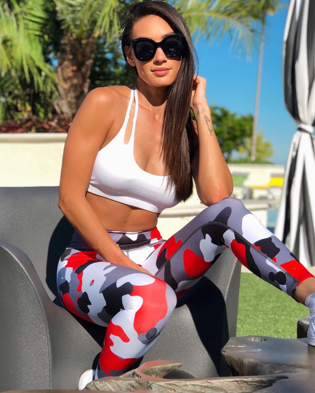 Yoga Pants Image 3