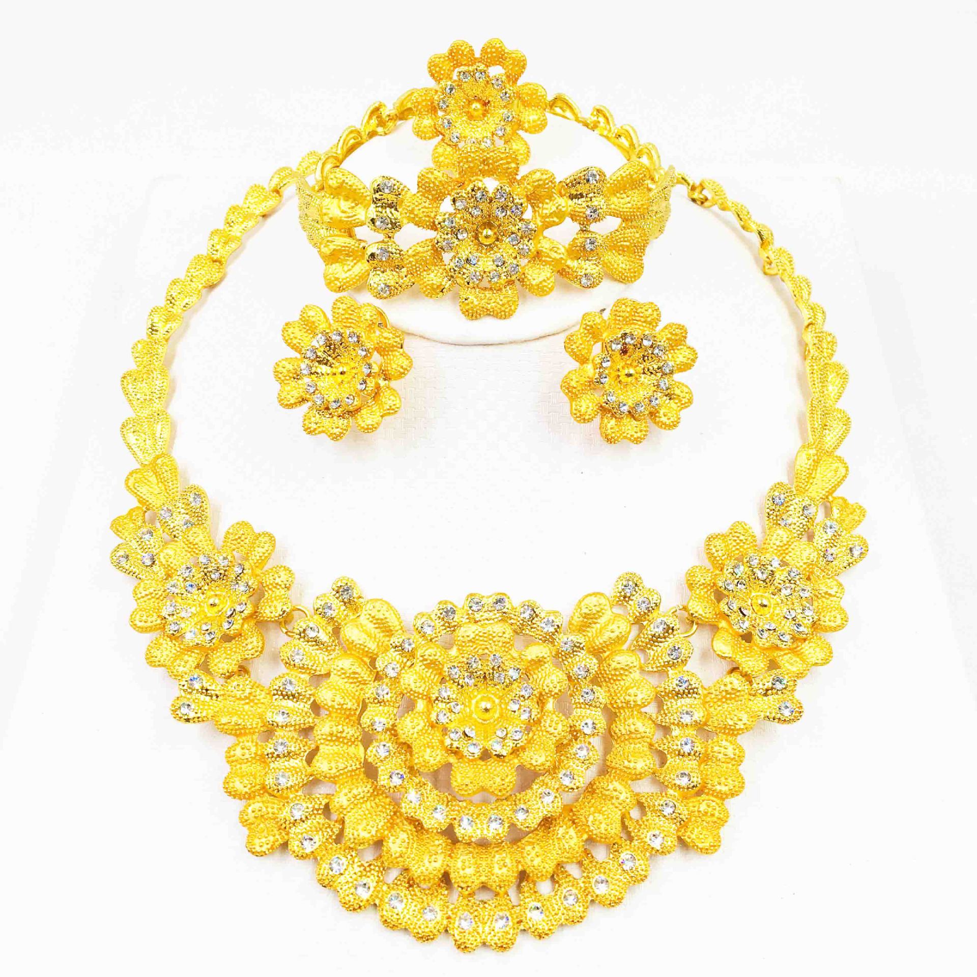 24K Gold Alloy Jewelry Set Image 4