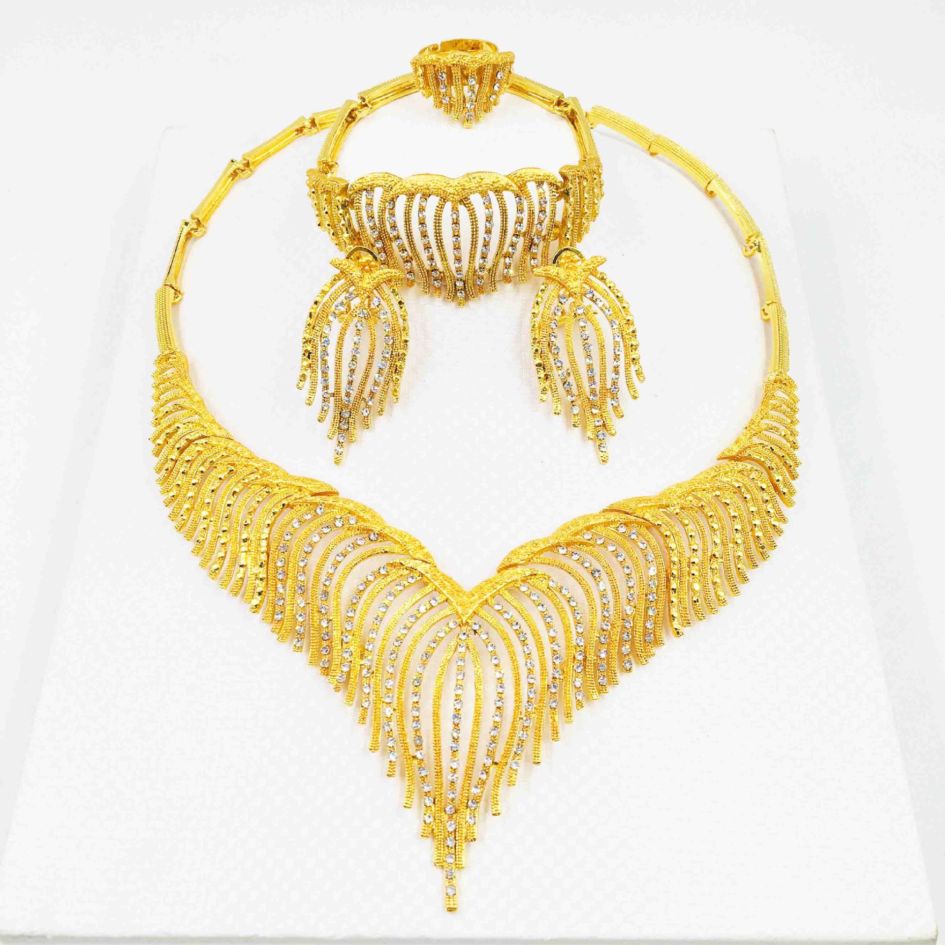 24K Gold Alloy Jewelry Set Image 5