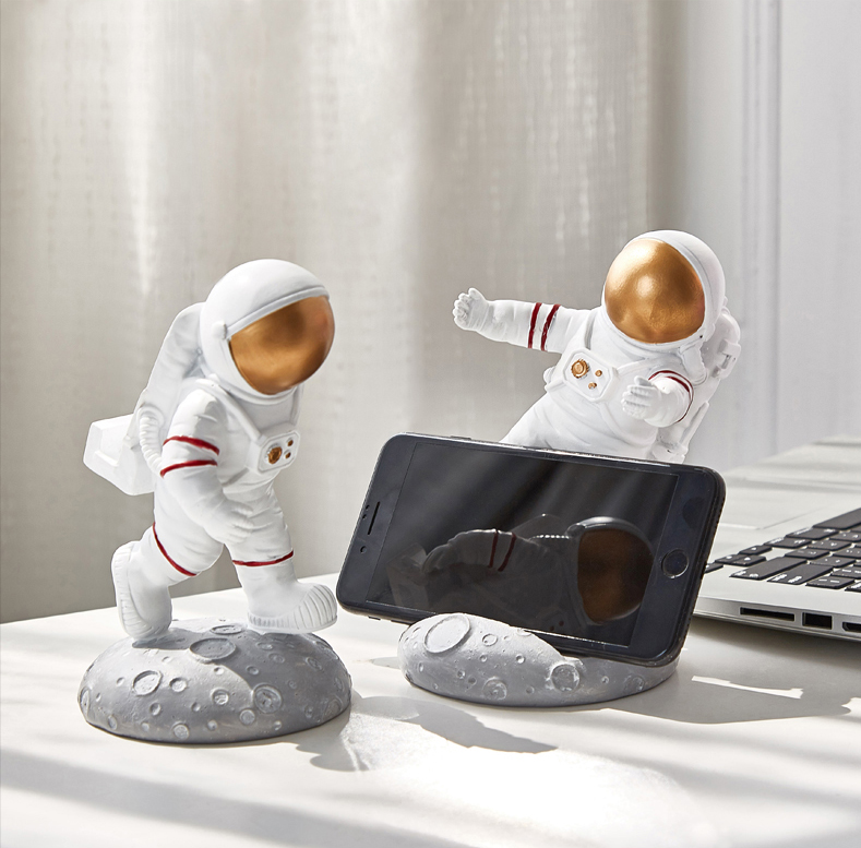 Astronauta nórdico creativo de resina