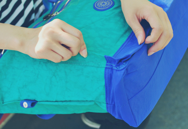 Shoulder Bag Image 10
