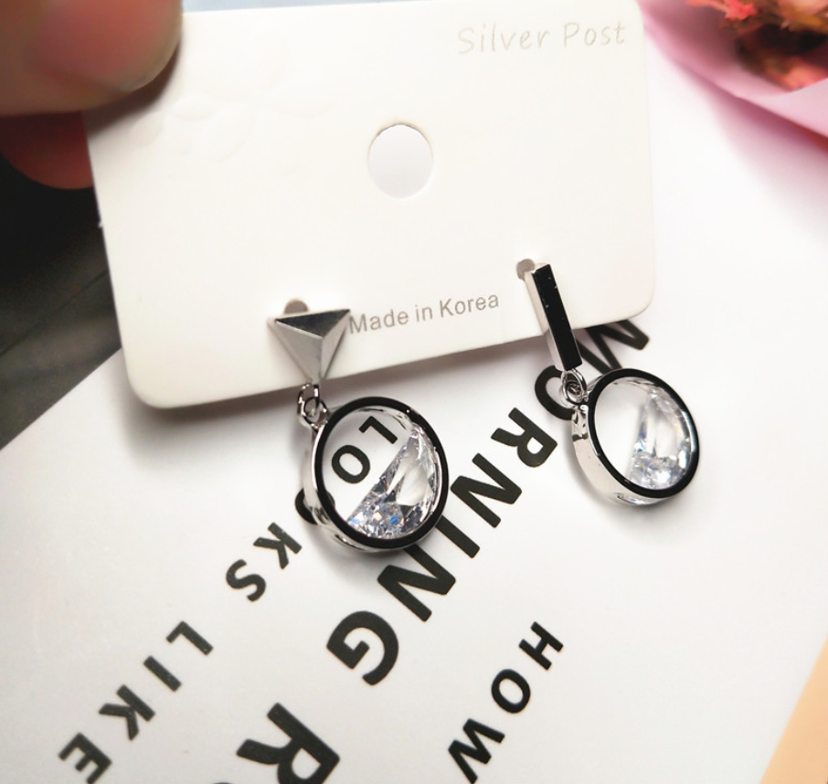 Geometric Zircon Earrings 4