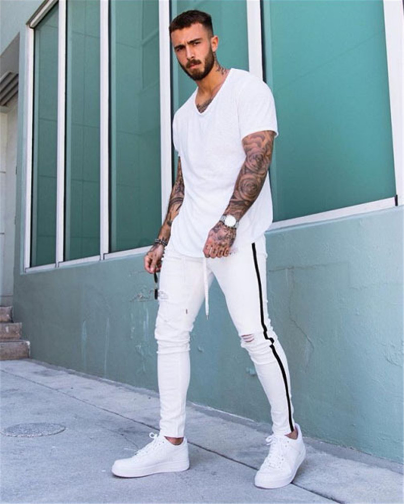 Men's Distressed Jeans - Image 5