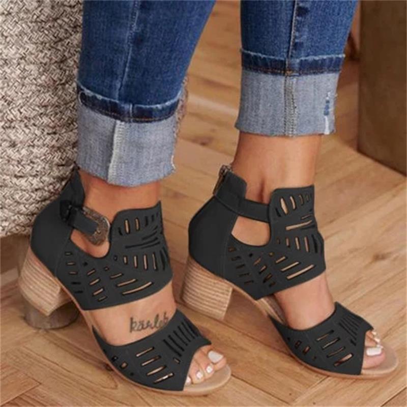 Chunky Heeled Sandals Image 3