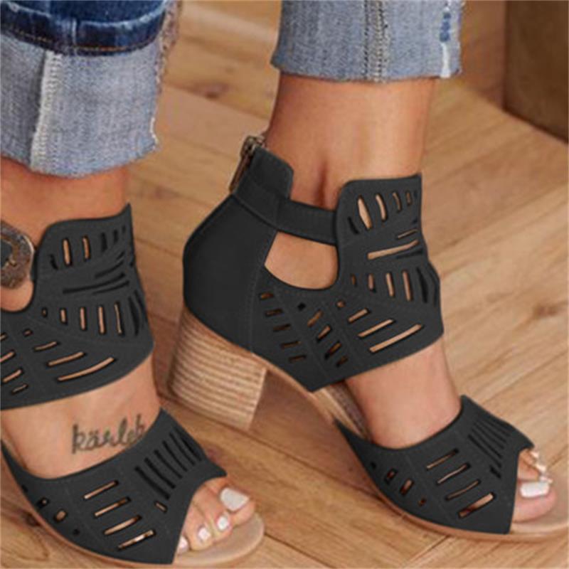 Chunky Heeled Sandals Image 4
