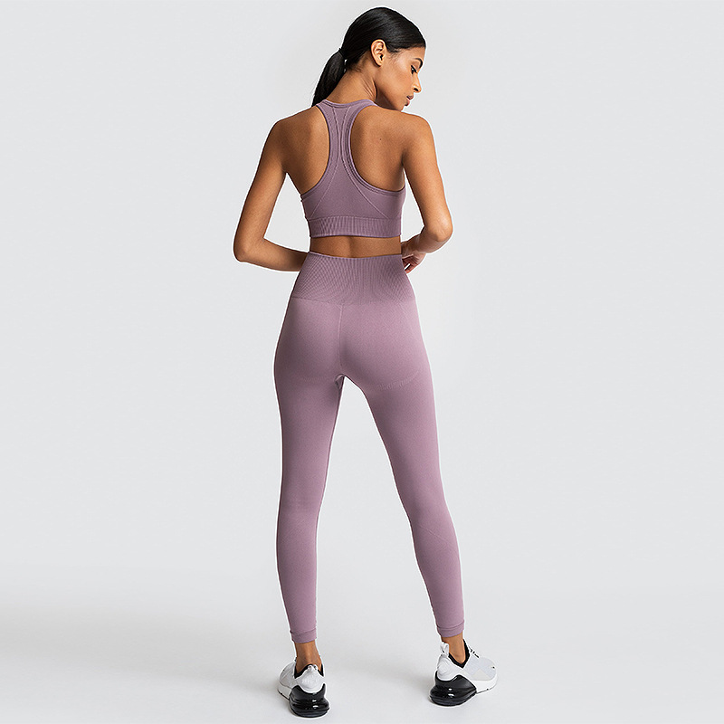 Seamless knitted vest suit