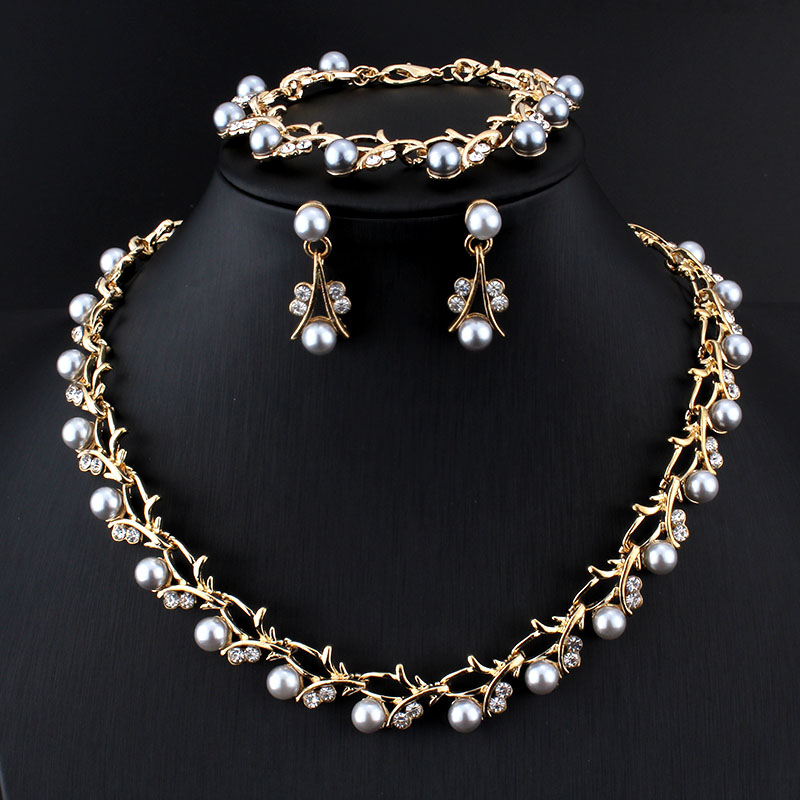 Jewelry Set Image 3