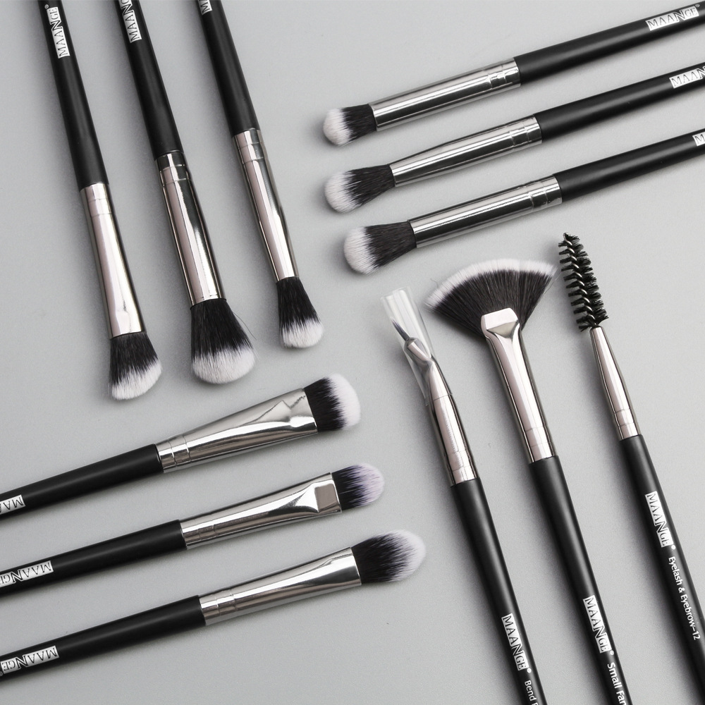 MAANGE Makeup Brushes