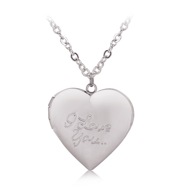 Heart pendant