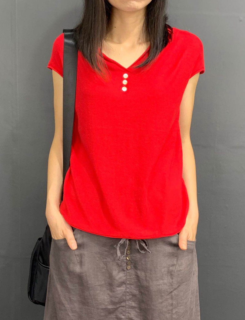 Korean-style loose V-neck knit top - Red