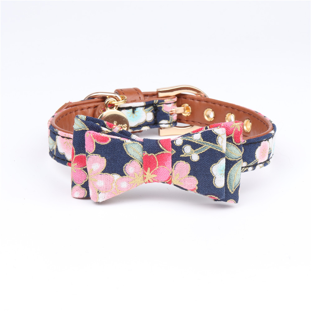 Gold Foil Pet Collar 2