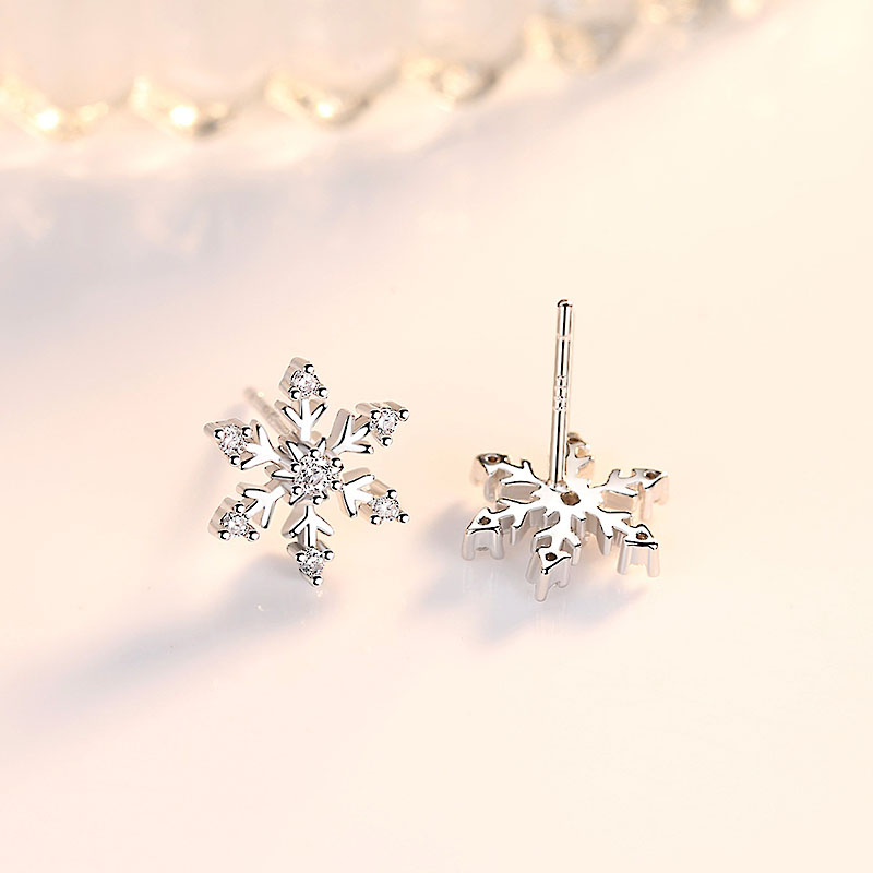 Silver Snowflake Earrings - Image 1