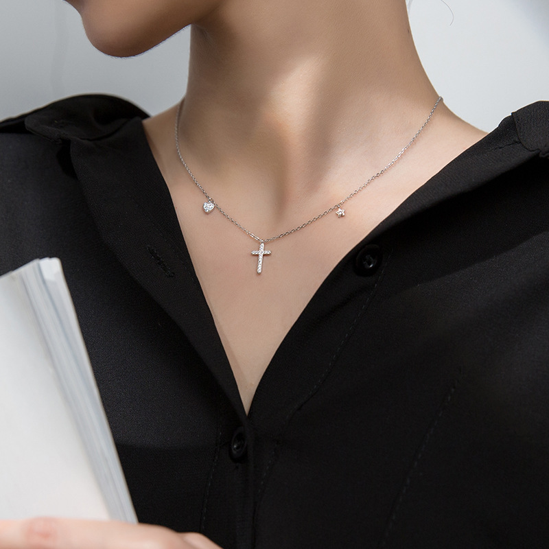 Stylish Necklace Display