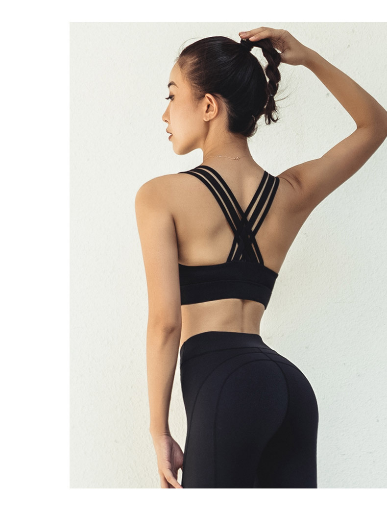 Yoga Top Image 12