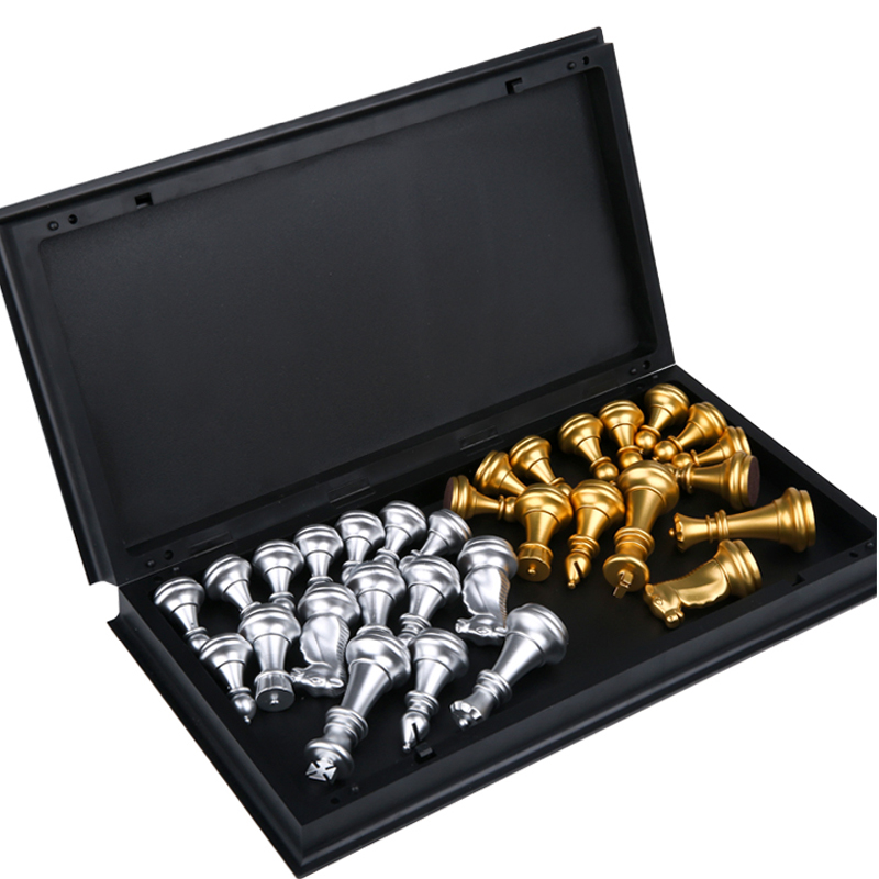Chess Set Image 7