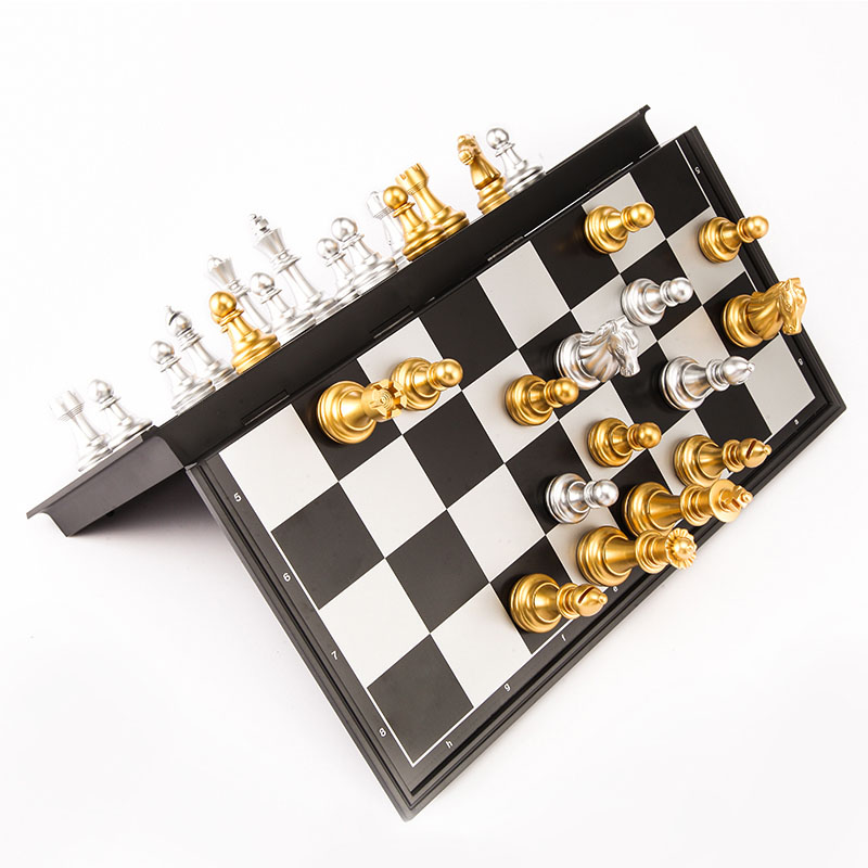 Chess Set Image 4