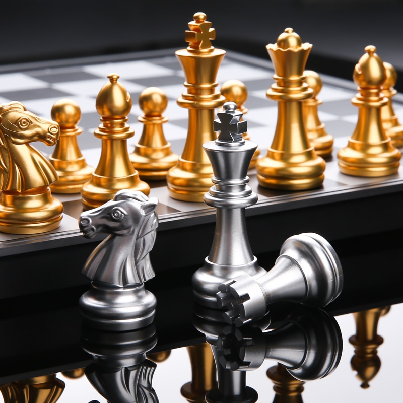 Chess Set Image 1