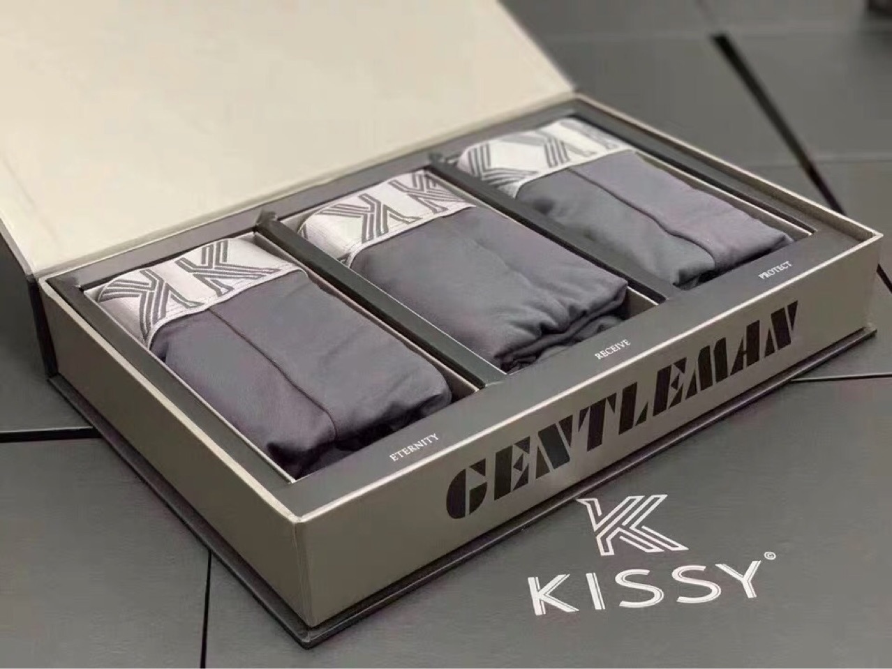 Graphene Antibacterial Men's Underwear Image 3