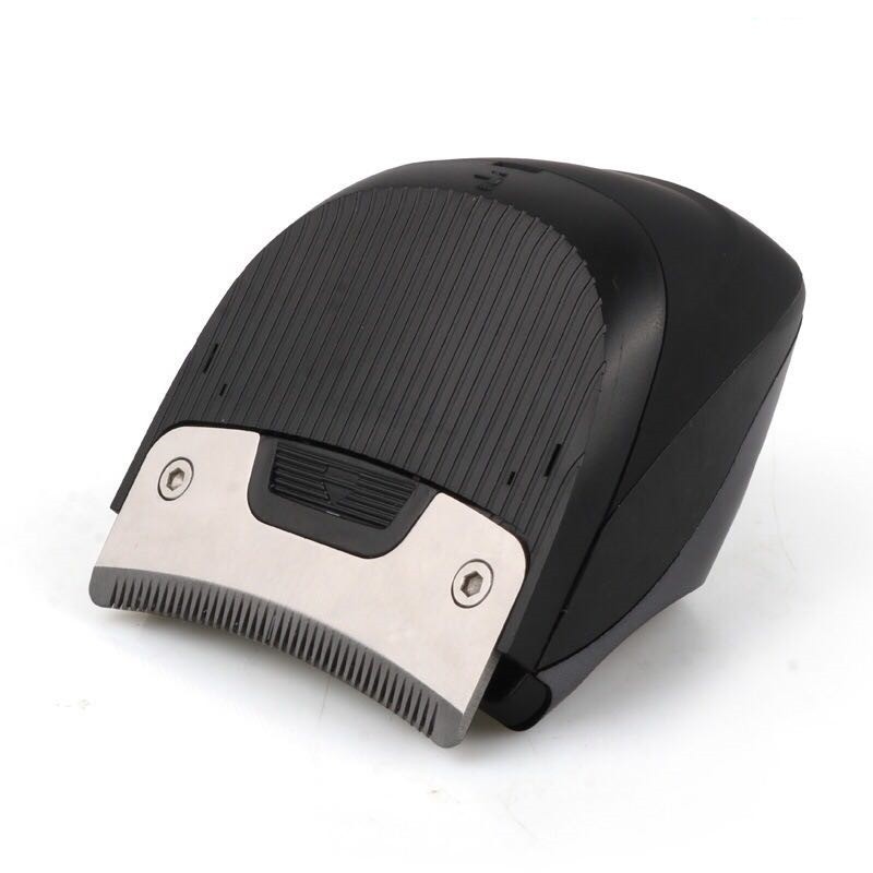 Clipper with charging indicator
