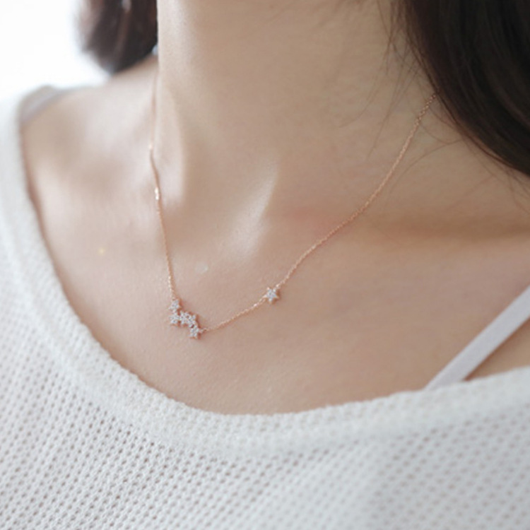 Elegant Star Necklace