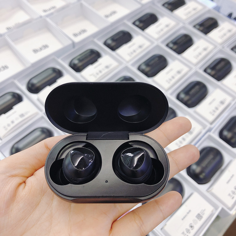 Wireless Bluetooth Earbuds