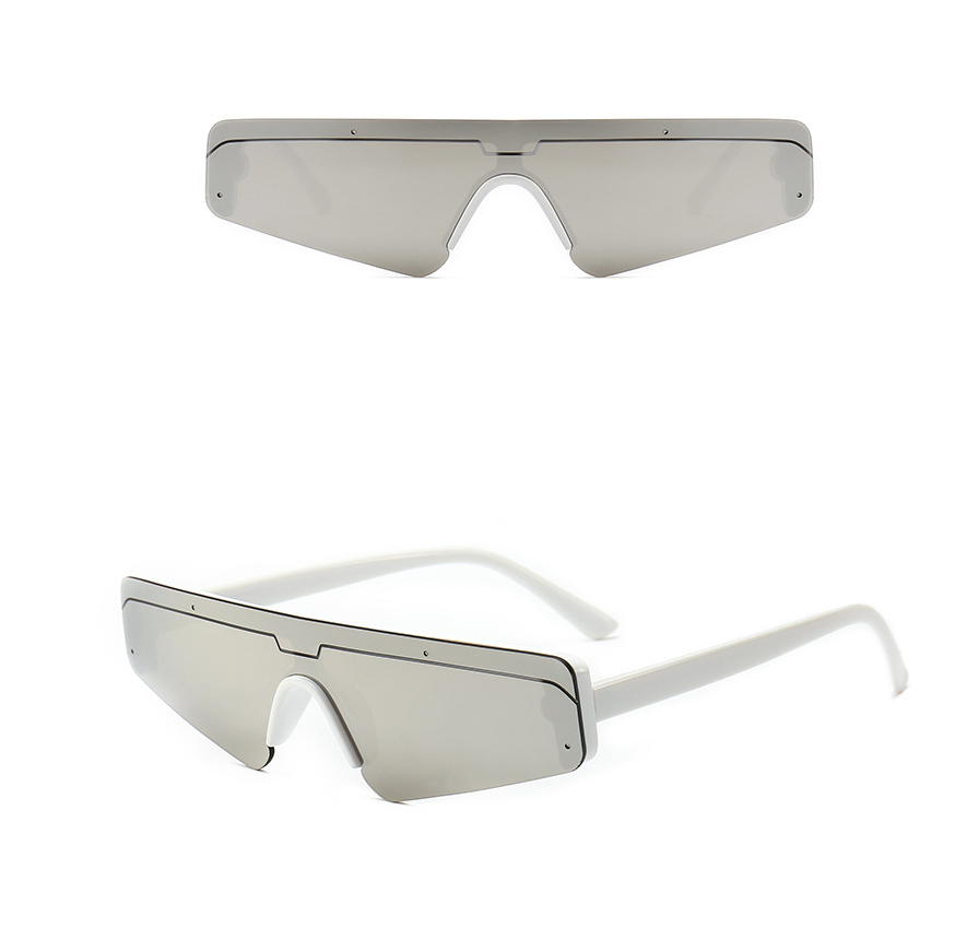 Sunglasses Image 3